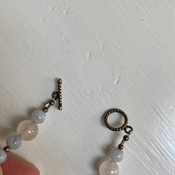 Multi color Marble like beads, with metal hook clasp - Picture 3 of 7